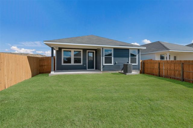 12204 Douglas Fir CIR, Mustang Ridge, TX 78610