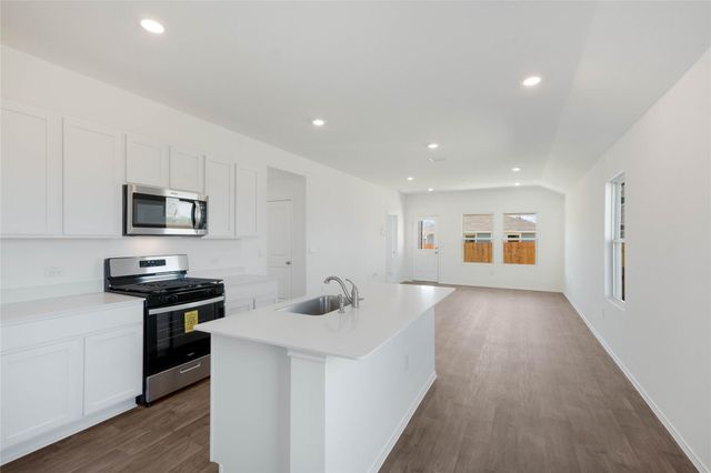 12204 Douglas Fir CIR, Mustang Ridge, TX 78610