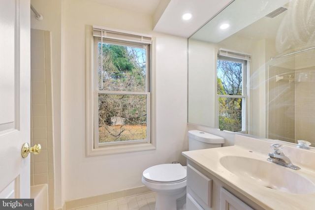 13905 HUXLEY COVE CT, Silver Spring, MD 20906