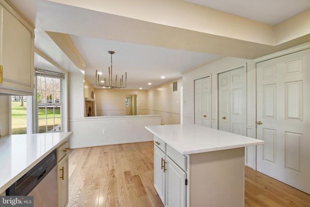 13905 HUXLEY COVE CT, Silver Spring, MD 20906