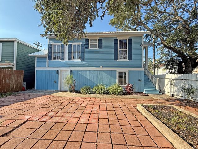 1415 Moody Avenue, Galveston, TX 77550