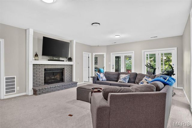 9 Lockhaven Court 9, Lake St Louis, MO 63367