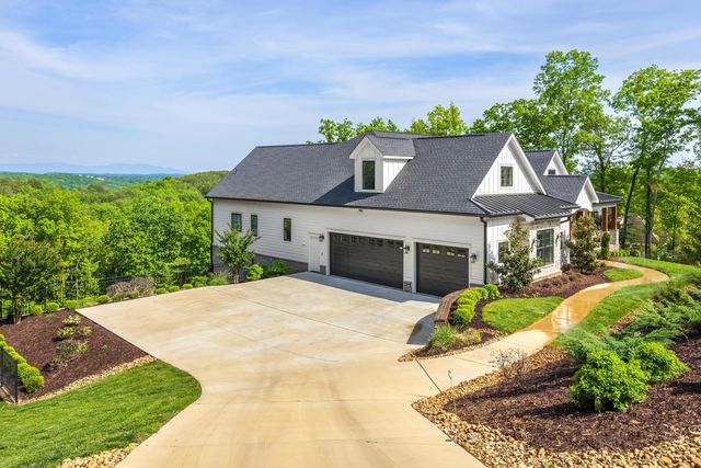 2214 Horizons View Drive, Ooltewah, TN 37363