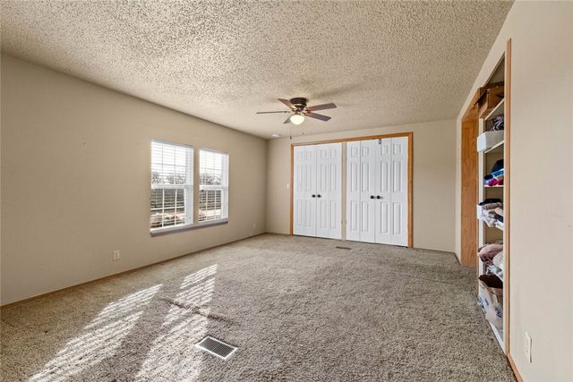 1991 Colcord Avenue, Colcord, OK 74338