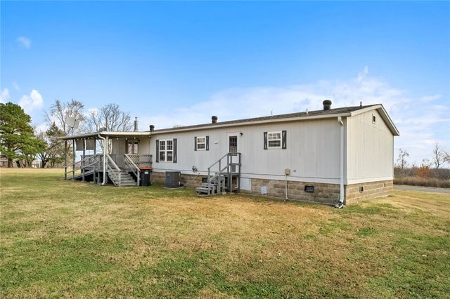 1991 Colcord Avenue, Colcord, OK 74338