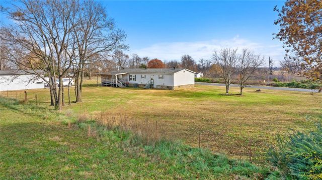 1991 Colcord Avenue, Colcord, OK 74338