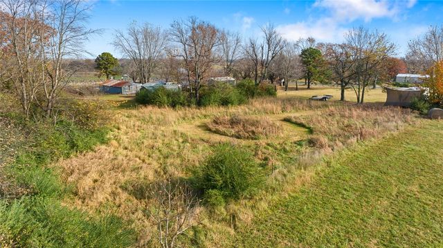 1991 Colcord Avenue, Colcord, OK 74338