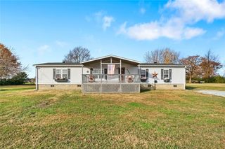 1991 Colcord Avenue, Colcord, OK 74338