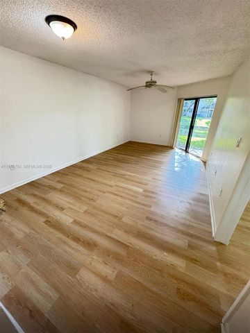 9878 Nob Hill Ln 9878, Sunrise, FL 33351