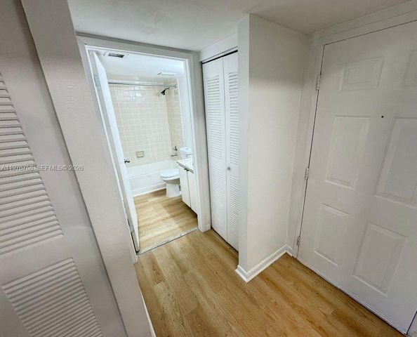 9878 Nob Hill Ln 9878, Sunrise, FL 33351