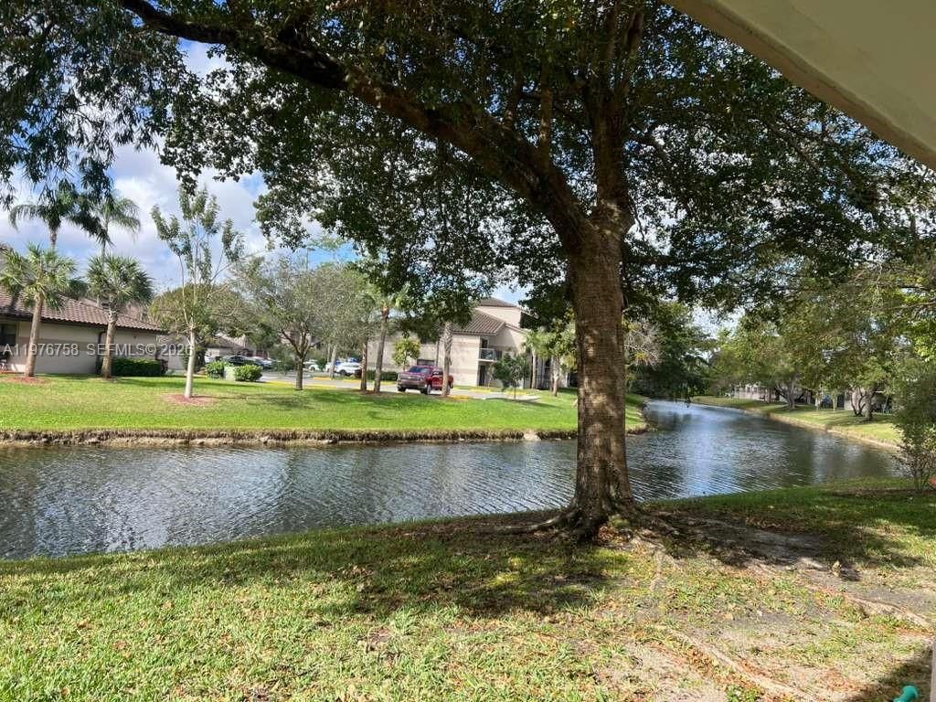 9878 Nob Hill Ln 9878, Sunrise, FL 33351