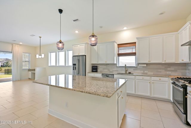 11368 HILLSONG Court, Jacksonville, FL 32256