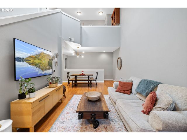 3650 SUMMERLINN Dr, West Linn, OR 97068