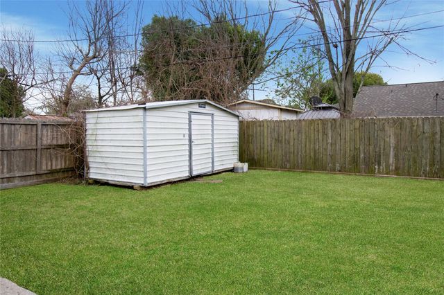 3218 Suiter Way, Pasadena, TX 77503