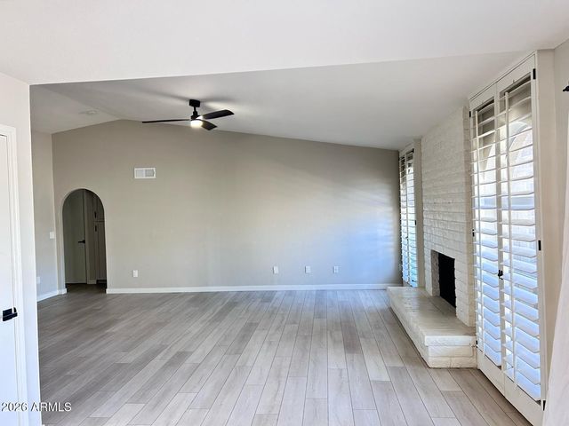 6221 E GELDING Drive, Scottsdale, AZ 85254