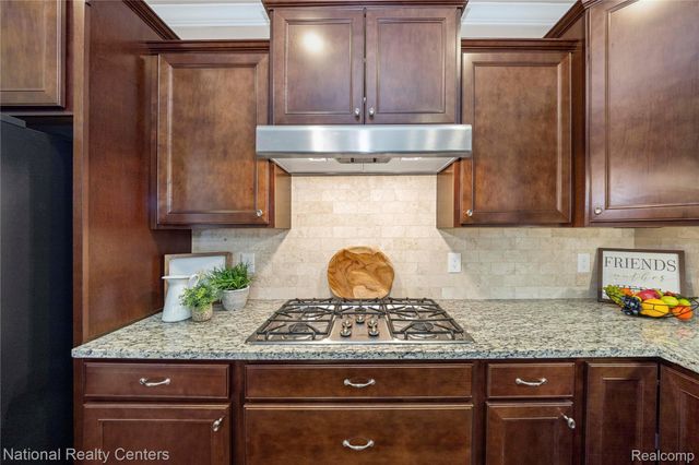 9760 Dornoch Trail, Brighton Township, MI 48114