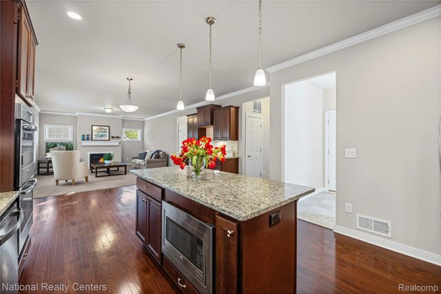 9760 Dornoch Trail, Brighton Township, MI 48114