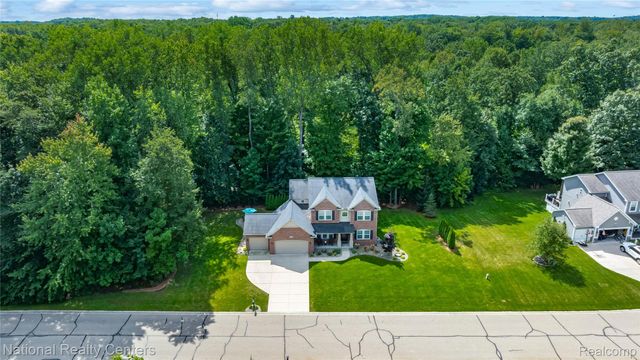 9760 Dornoch Trail, Brighton Township, MI 48114