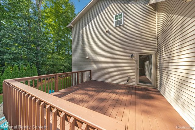 9760 Dornoch Trail, Brighton Township, MI 48114