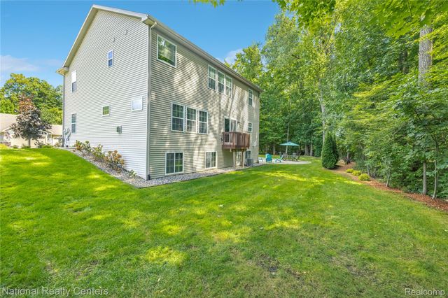 9760 Dornoch Trail, Brighton Township, MI 48114