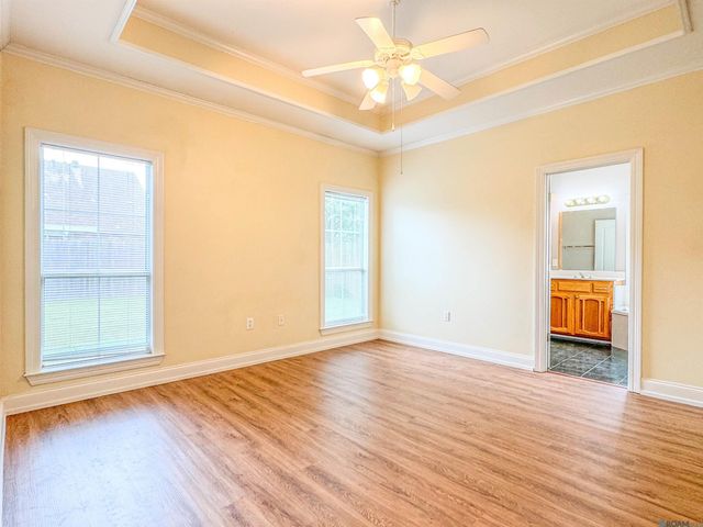 1923 Hunters Way Dr, Baton Rouge, LA 70816