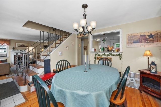 111 Warren St, Waltham, MA 02453