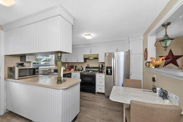 111 Warren St, Waltham, MA 02453