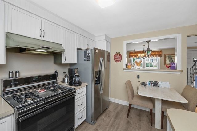 111 Warren St, Waltham, MA 02453