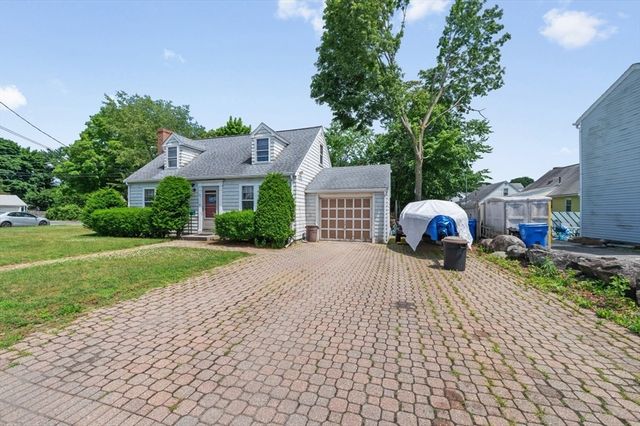 111 Warren St, Waltham, MA 02453