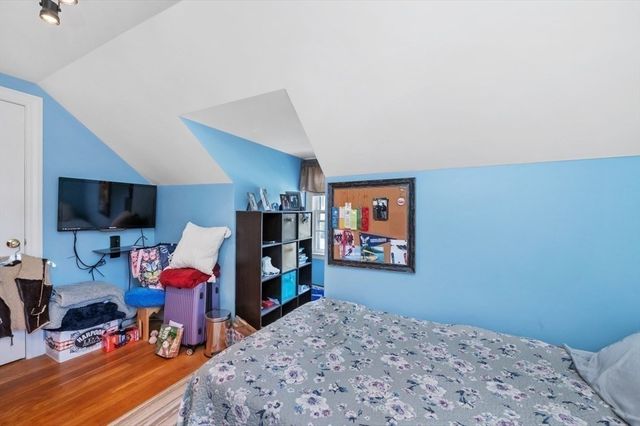 111 Warren St, Waltham, MA 02453