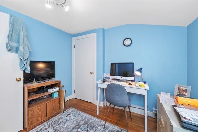 111 Warren St, Waltham, MA 02453