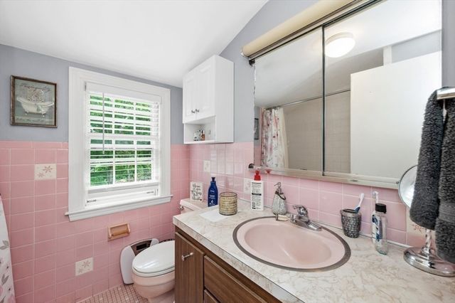 111 Warren St, Waltham, MA 02453
