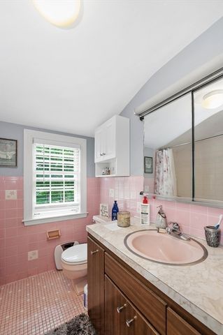 111 Warren St, Waltham, MA 02453
