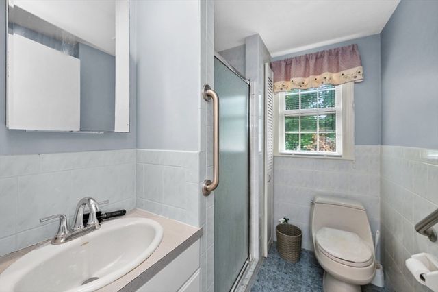 111 Warren St, Waltham, MA 02453