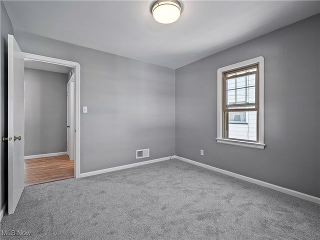 4000 Pershing Avenue, Parma, OH 44134