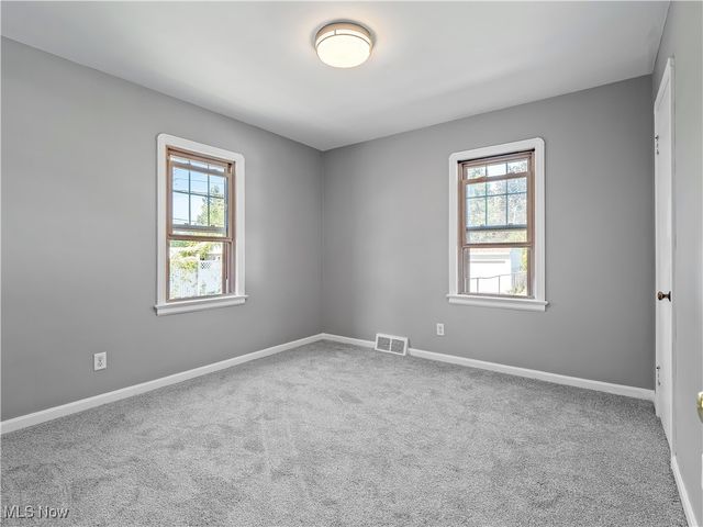 4000 Pershing Avenue, Parma, OH 44134