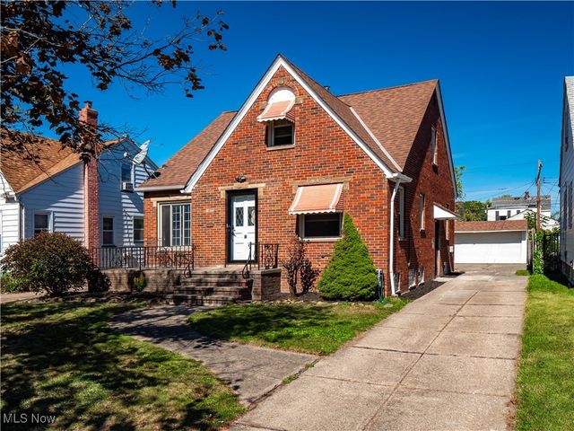 4000 Pershing Avenue, Parma, OH 44134