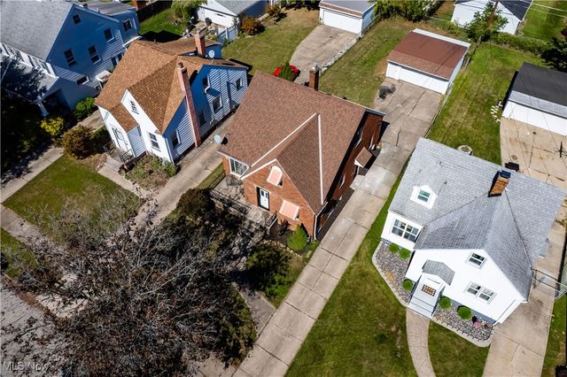 4000 Pershing Avenue, Parma, OH 44134