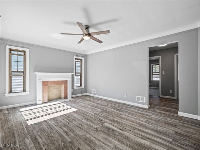 4000 Pershing Avenue, Parma, OH 44134