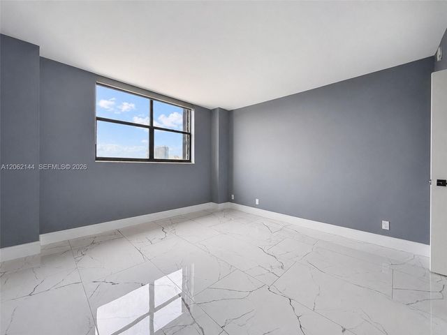 290 174th Street 1005, Sunny Isles Beach, FL 33160