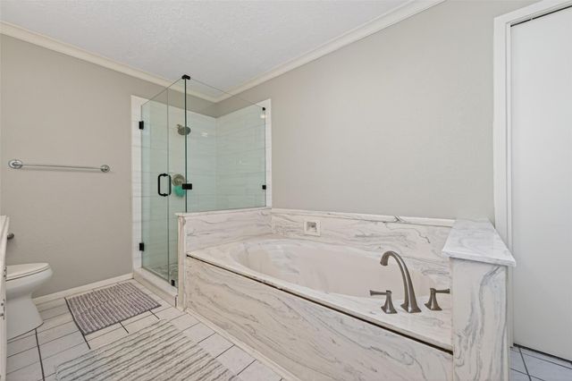 1910 Claiborne Drive, League City, TX 77573