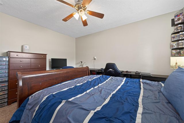 1910 Claiborne Drive, League City, TX 77573