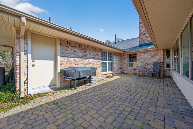 1910 Claiborne Drive, League City, TX 77573