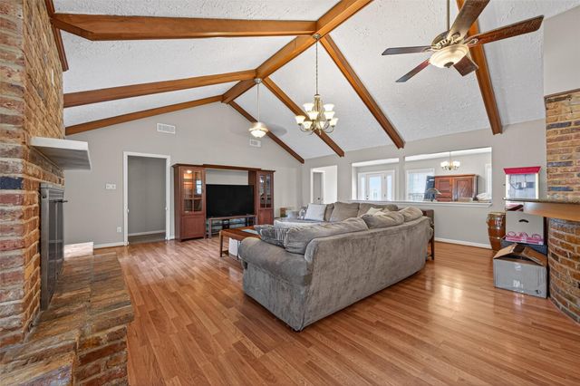 1910 Claiborne Drive, League City, TX 77573