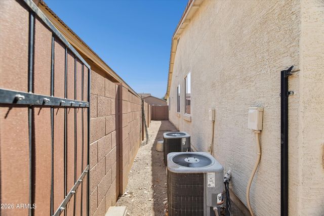 910 E CRIMM Road, San Tan Valley, AZ 85143