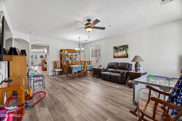 910 E CRIMM Road, San Tan Valley, AZ 85143