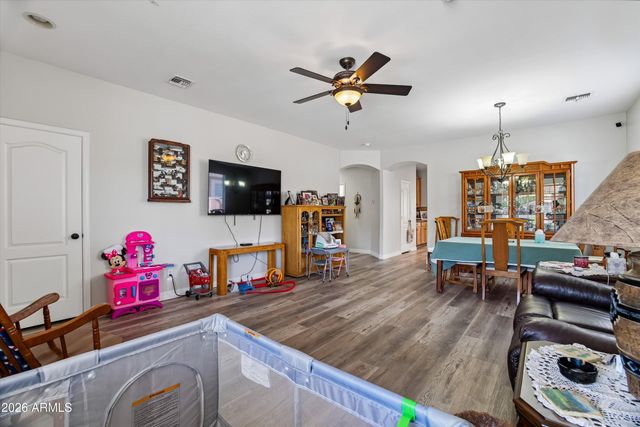 910 E CRIMM Road, San Tan Valley, AZ 85143