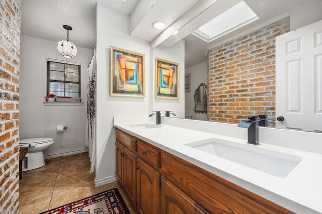 504 Evergreen Drive, Hurst, TX 76054