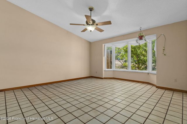 8959 Nakoma Way, Weeki Wachee, FL 34613