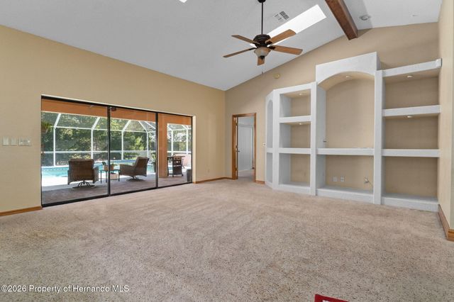 8959 Nakoma Way, Weeki Wachee, FL 34613